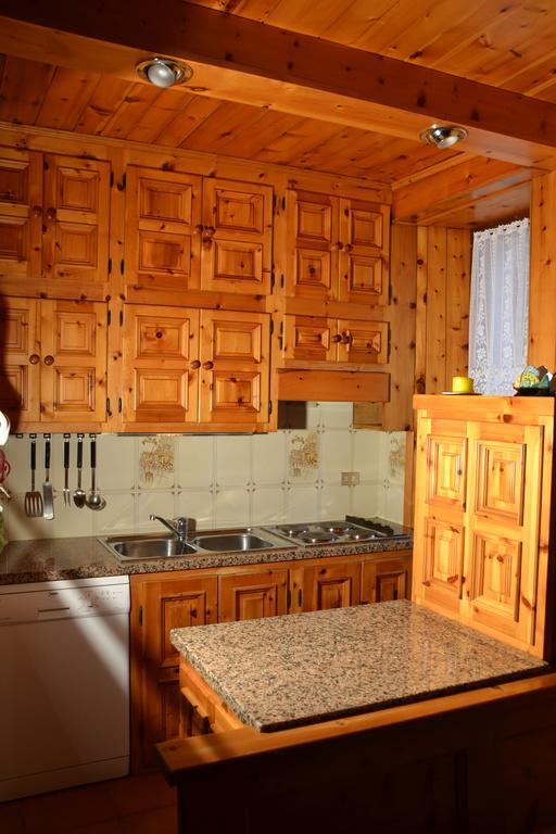 Apartamento Casa Colturi Valdisotto Habitación foto